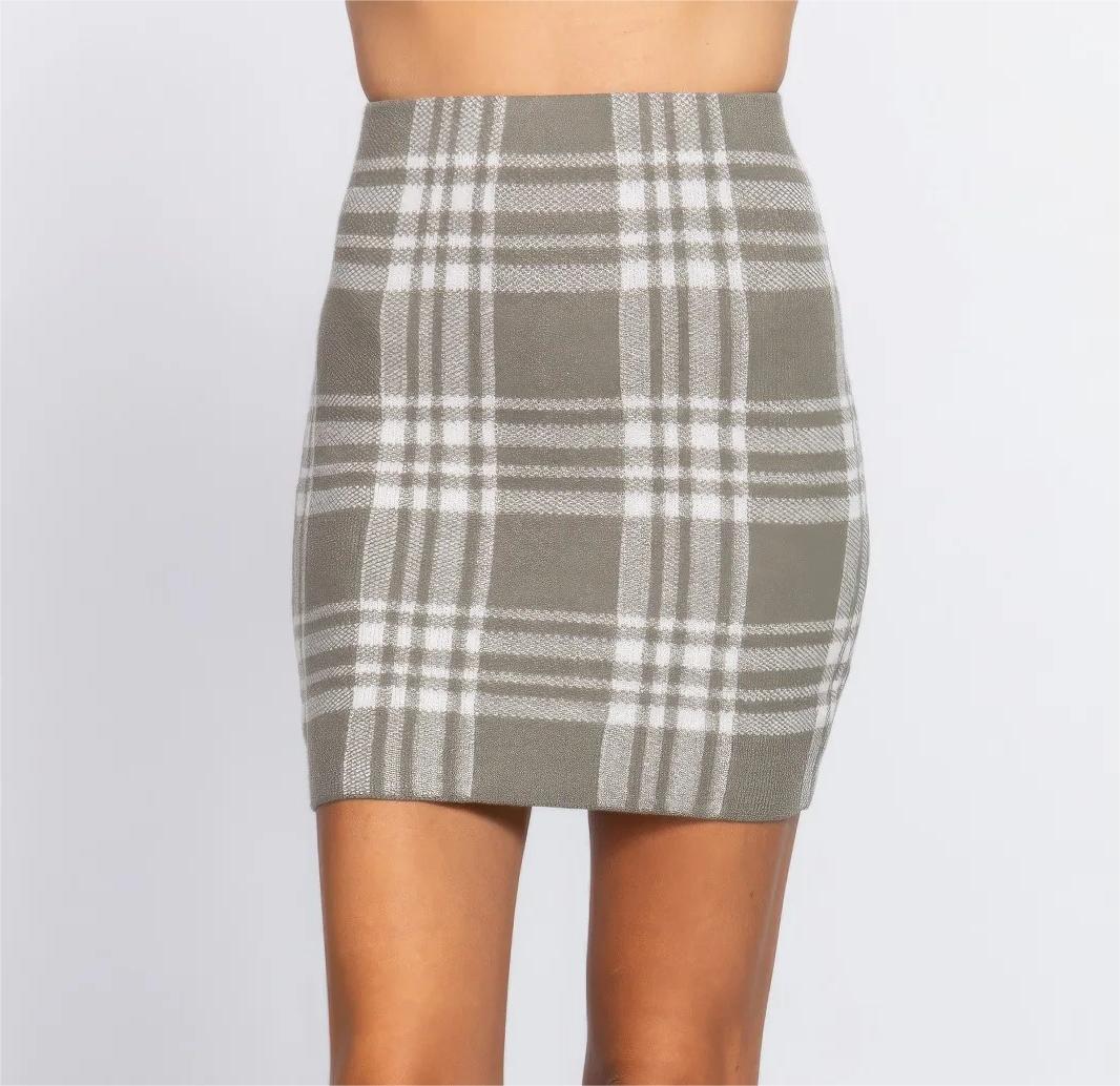 short skirt